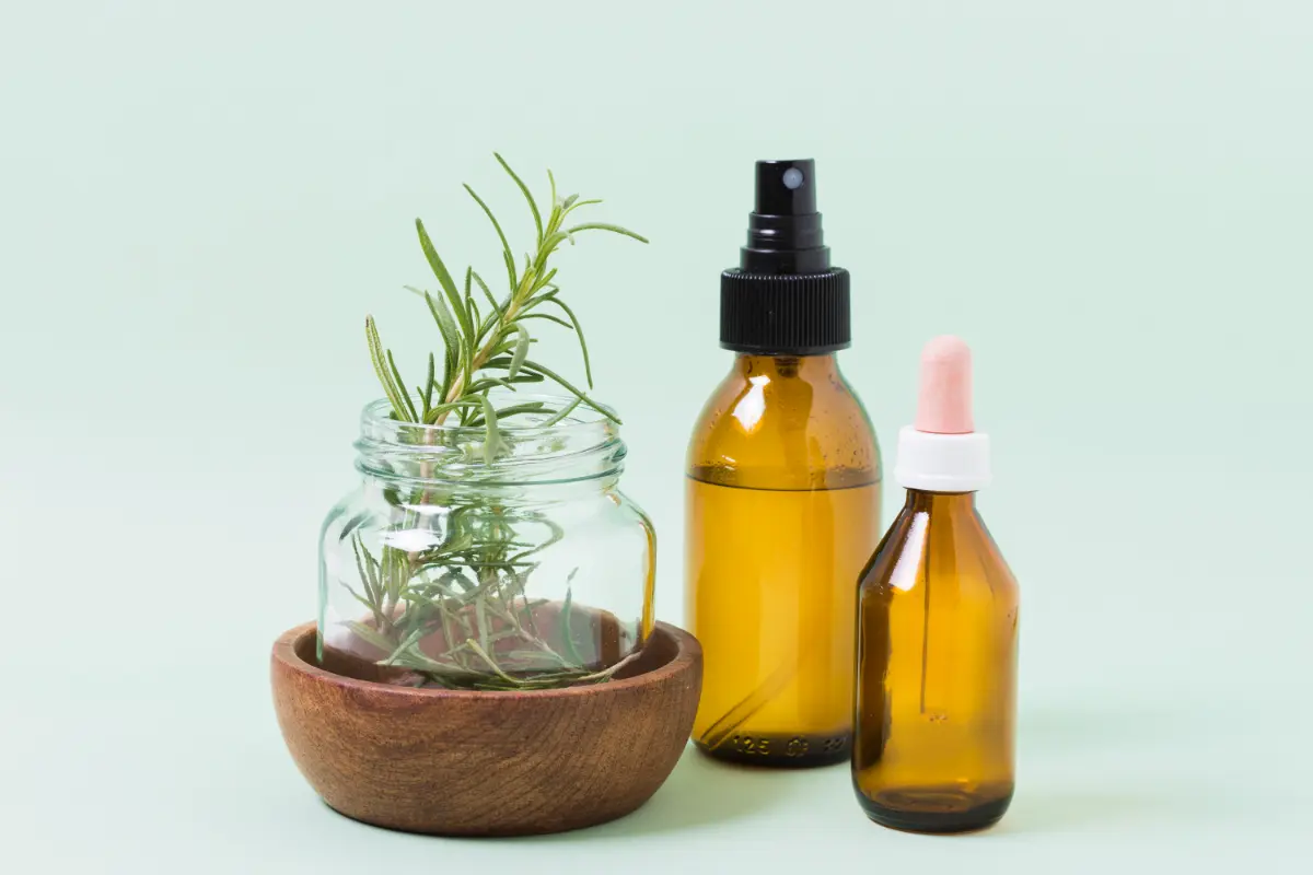 Top Essentials Oils Manufacturers, Suppliers & Exporters in India | IKTA Aromatics